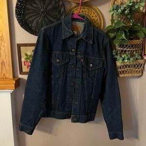 Vintage 70s Denim Levi’s Trucker Jacket 71205 Dark Wash Mens Size 34L